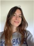 Laureata in scienze politiche e diplomata al liceo linguistico offre ripetizioni per elementari e medie