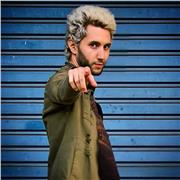 Profesor de producción musical y teoría musical