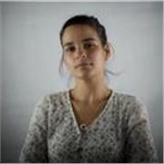 Profesora de Comunicación para todas las edades.    