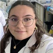Responsable, paciente, empática, organizada, comunicativa, comprometida, cercana y motivadora. Para dar clases a niños de Primaria