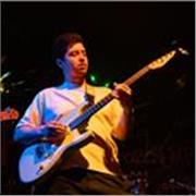 Professeur de guitare (rock, funk, blues, soul…) pour débutant et intermédiaire