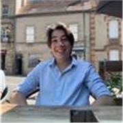 Élève en cycle préparatoire ingénieur prêt à donner des cours de maths à Lyon