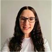 Profesora de Nivel Secundario y Superior con título de  Bioquímica, especialista en Bacteriología Clínica, Magister en Salud