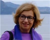 Laureata in Scienze Politiche, vecchio ordinamento, indirizzo politico amministrativo, offro lezioni di Diritto