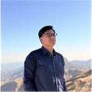 El docente fortalece las habilidades para interiorizar el idioma inglés en las interacciones diarias