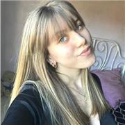 Soy una joven entusiasta con habilidades de eprendizaje, podría dar clases de cualquier tipo, poseo un bachicher de artes y el B1.