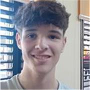 Estudiante de Matemáticas en la US con una gran afición a la enseñanza de las mismas.