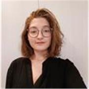 Profesora de dibujo técnico para la bachiller y la ESO 