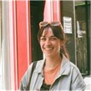 Bonjour ! Je suis étudiante en Master recherche création de théâtre, et je serai ravie de vous aider dans l’apprentissage :)