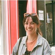 Bonjour ! Je suis étudiante en Master recherche création de théâtre, et je serai ravie de vous aider dans l’apprentissage :)