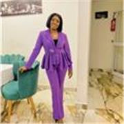 Professeure de français certifiée avec 5 ans d'expérience offre des cours particuliers d'anglais pour enfants et adultes