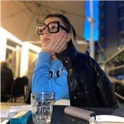 sono una studentessa delle superiori, potrei dare ripetizioni di italiano e non solo…