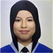 Me defino como una persona alegre con ganas de aprender y de enseñar con psciencia y con un amor hacia los niños 