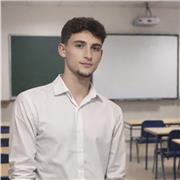 Amante de las matemáticas, futuro profesor y competidor en la Olimpiada Matemática. Clases para ESO, bachiller y Primer año grado