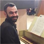 Pianista e clavicembalista diplomato con il massimo dei voti e la lode - lezioni a domicilio per allievi di ogni età