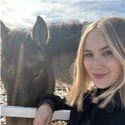 Soy médico veterinario, con experiencia en clases particulares en biología y materias afines.