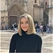 Profesora de Lengua castellana y literatura, para nivel de primaria, ESO y bachillerato 