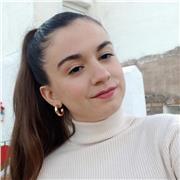 Estudiante de universidad, con muy buenas notas en todos mis cursos y con muchos conocimientos de técnicas de estudio de refuerzo.