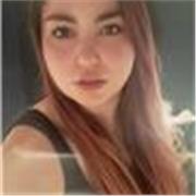 Profesora de lengua castellana y catalana con nivel nativo, ofrece clases particulares hasta 6° de primaria.