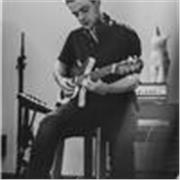 I provide one-to-one guitar lessons online!