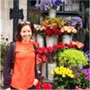 Qualified and experienced British native English teacher with a friendly and patient style