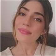 Laureata in scienze della comunicazione. Madrelingua italiana e livello C2 di spagnolo, offro ripetizioni di entrambe le lingue