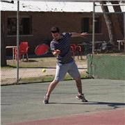 CLASES DE TENIS A DOMICILIO, TAMBIEN DISPONGO DE PISTA
