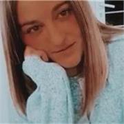 Profesora de matemáticas ofrece clases particulares online a estudiantes de primaria y secundaria. 10