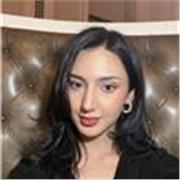 Native English teacher (bilingual), helping individuals improve their English skills