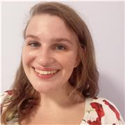 Diplomata all'alberghiero offre lezioni di italiano in presenza a bambini delle elementari e medie