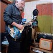 Clases de guitarra y canto online y a domicilio ..niños jovenes y a dultos..todos los niveles