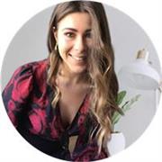 Insegnante laureata psicologia sociologia antropologia pedagogia e filosofia