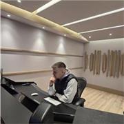 Fonico Professionista: Lezioni di Registrazione, Mix e Master per Trap, Rap, Urban e Pop