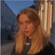 Estudio en Málaga y si estudias ruso voy a ayudarte mejorar tú habla en mi lengua materna