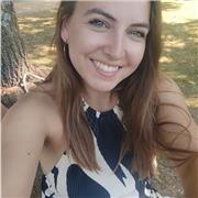 Profesora de historia en todos los niveles, inglés, matemáticas, lengua y ciencias en Primaria.