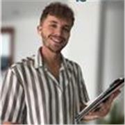 Deutsch, aber anders – Nachhilfe mit frischem Blick & klarem Fokus