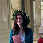 Laureanda magistrale in Filologia moderna a Firenze, offre ripetizioni