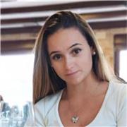 Técnica de Educación Infantil con experiencia de niñera.