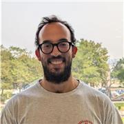 Clases de apoyo y preparación de exámenes de ciencias (química, física, matemáticas)