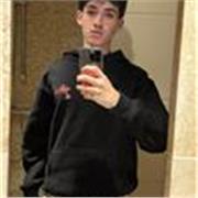 Alumno de 1º de bachillerato muy responsable y dedicado para dar clases.