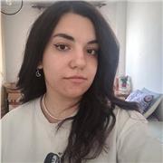 Studentessa universitaria disponibile per ripetizioni di inglese da remoto