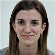 Sei alla ricerca di qualcuno che aiuti tuo/a figlio/a con i compiti? Contattami e fissiamo il primo incontro!