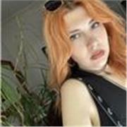 Doctoranda en el área de Historia pero con pasión en otras materias como matemáticas, inglés (B2), valenciano (C1) o castellano. 