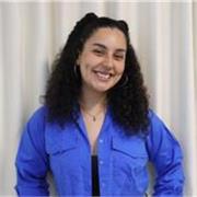 Profesora de Comunicaciones, especialmente para todos los grados de colegio