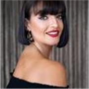 Professional Singer | Vocal Coach | Helping You Sing With Confidence, Freedom & Personality. 