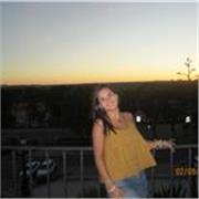 Soy estudiante de 1° de derecho, me encantan los niños y el año pasado terminé bachiller de ciencias.