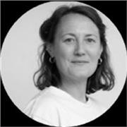I’m a dynamic, passionate tutor, specialising in English, Media Studies, creative writing and professional development.