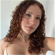 Soy una persona empática, organizada, paciente, comprometida, responsable. Puedo dar clase a cualquier edad por debajo de 18.