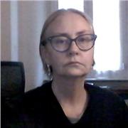 Professoressa laureata in Lingue Straniere con vecchio ordinamento offre lezioni di inglese ad adulti e ragazzi
