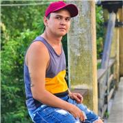 Tecnólogo en Desarrollo gráfico de proyectos de arquitectura e ingeniería, facultado por el CNPAA para ejercer legalmente la profesión, con variados conocimientos en contenidos digitales e impresos